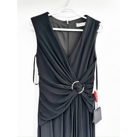 Mac Duggal 26290 Ruched Waist High Slit Black V-Neck Sleeveless Gown 4 NWT - Picture 3 of 8